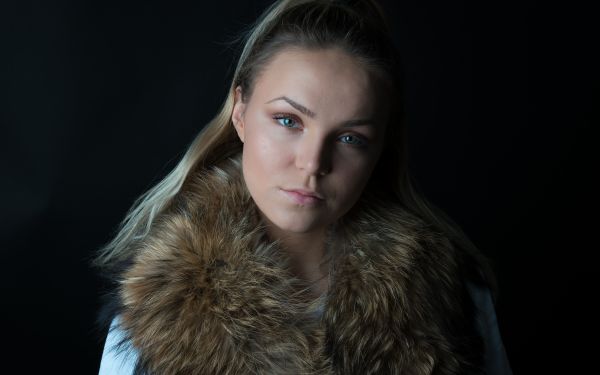 ansigt,mennesker,model,portræt,blond,langt hår