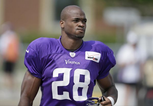 Futbol amerykański,Adrian peterson,ranningbek,Wikingowie,Minnesota