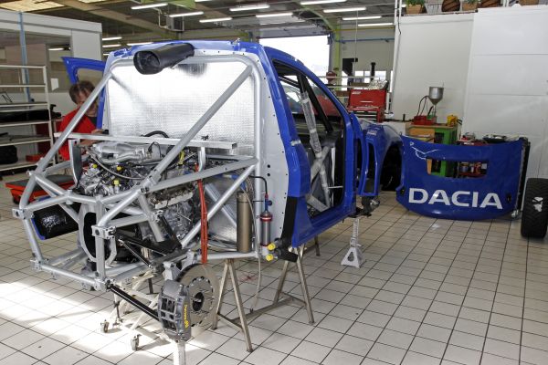 carro,veículo,motor,máquina,2013,Dacia