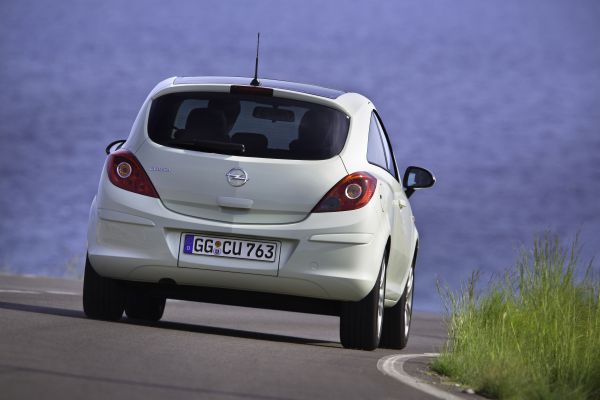 auto,veicolo,Opel,Berlina,2012,netcarshow