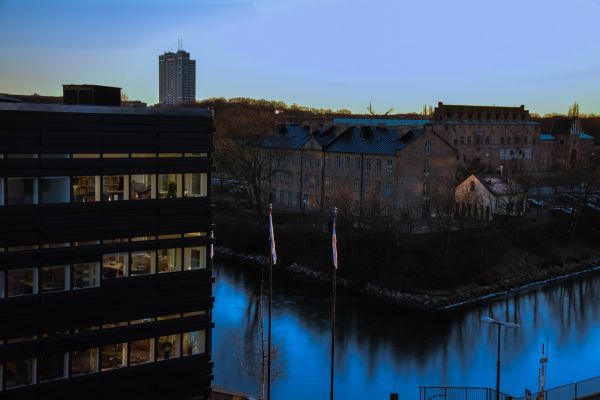 Paisaje urbano,arquitectura,reflexión,ciudad,calle,casa