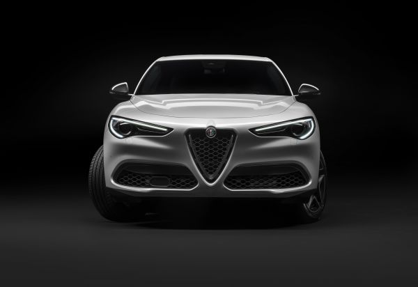 Alfa Romeo,2019,превозно средство,бели автомобили,черен фон,alfa romeo stelvio ti