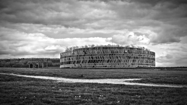 landskap,svartvit,gräs,himmel,arkitektur,byggnad