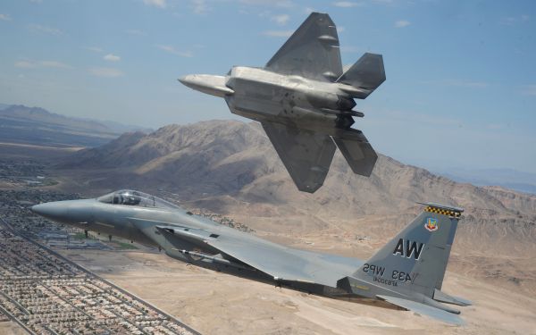 airplane,aircraft,military aircraft,F 22 Raptor,military,jet fighter