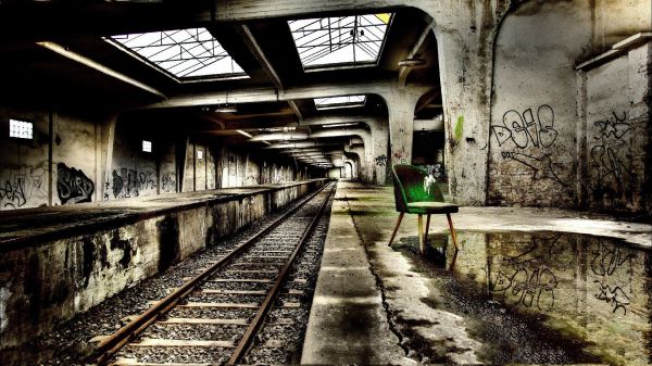 vehicle,train,train station,green,creativity,transport