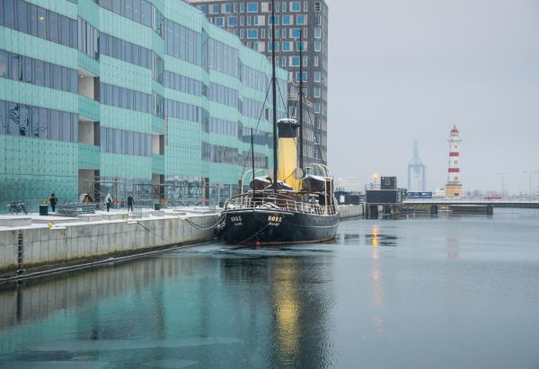 stad,stadsgezicht,water,schip,boot,zee