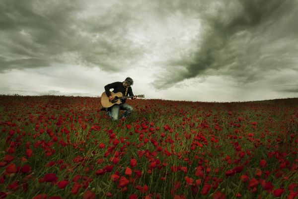 červená,autoportrét,búrka,primavera,rock,mraky