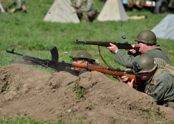 lume,2,scoici,Germania,soldat,armată