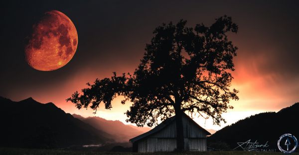 Bloedmaan, donker, nacht, cabine, melkweg, landschap