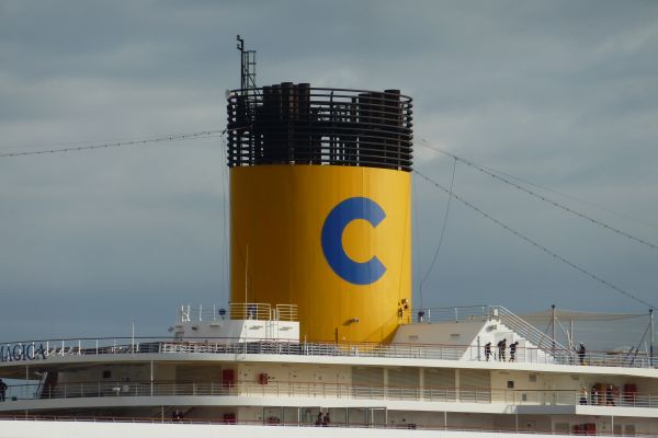 Schiff,Boot,Meer,Fahrzeug,Turm,Stadion