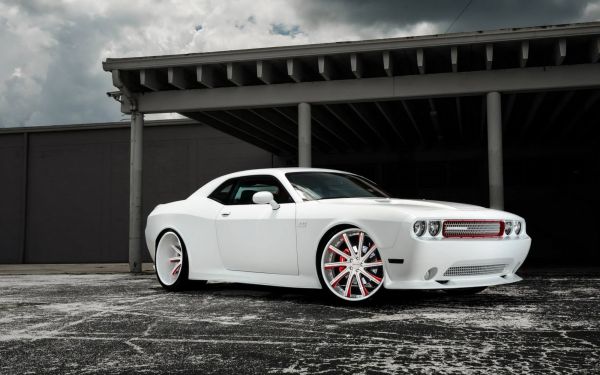 vehicle,car,Dodge Challenger,classic car,rims,wheel