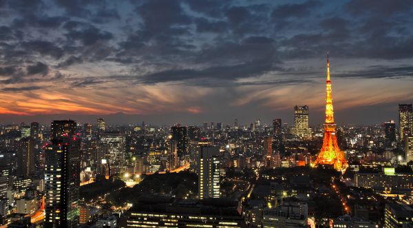 Tokyo Tower,kaupunkikuvan,Tokio,pilviä,taivas,kaupunki