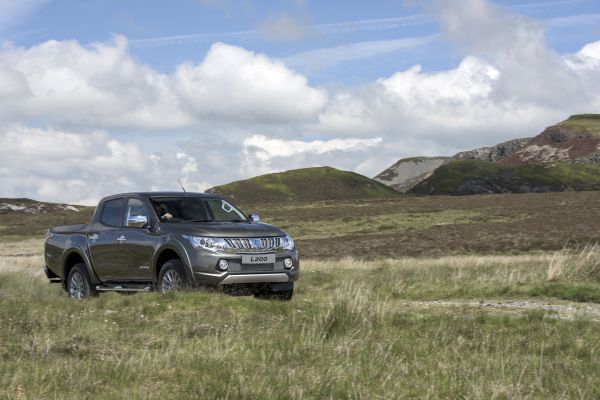 2016,Mitsubishi,L200 UK версия,netcarshow,netcar,автомобили изображения