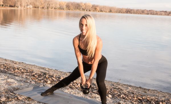 Frau, blond, sexy, attraktiv, sportlich, flexibel