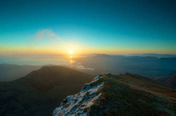 munţi,lumina soarelui,apus de soare,deal,cer,răsărit