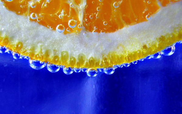 eten,water,minimalisme,blauwe achtergrond,detailopname,fruit