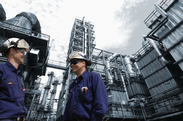 tank farm,Personnel,Hommes