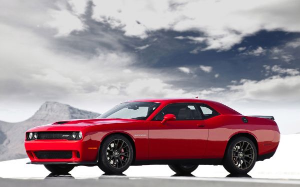 auto,vozidlo,dodge Challenger,klasická autá,Dodge Challenger Hellcat,výkon auta