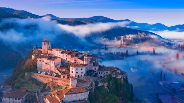 ภูเขา,อิตาลี,Umbria,แนวนอน,หมอก,อาคาร