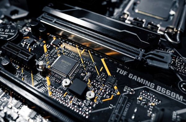 Passive circuit component,kredsløbskomponent,Hardware programmer,mikrocontroller,computer hardware,elektronik