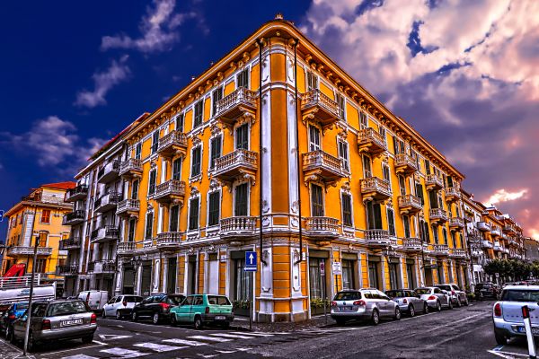 la carretera,calle,ciudad,mar,Italia,edificio