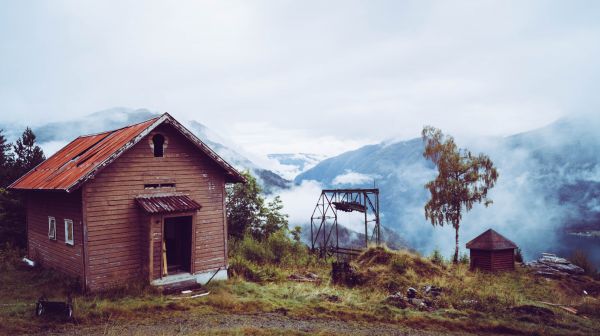 ถูกทอดทิ้ง,Aerial tramway,บ้าน,5456x3064 px,กระท่อม,เมฆ