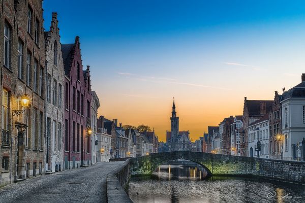 Belgialaiset,Belgia,Brugge,Brugge,värit,tumma