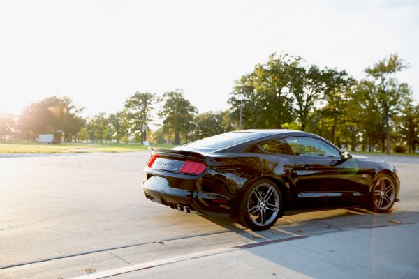 car,vehicle,sports car,Ford,2015,Aston Martin DBS