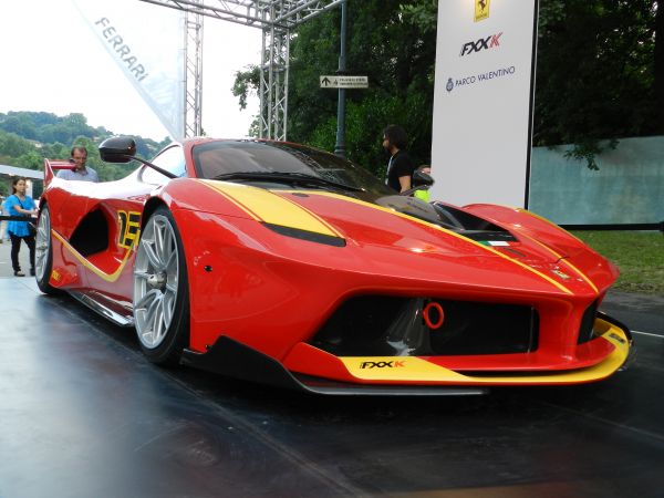 auto,voertuig,sportwagen,Ferrari,prestatie auto,netcarshow