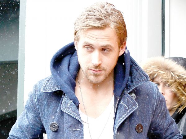 Ryan Gosling,blond,actor,jacket,walking