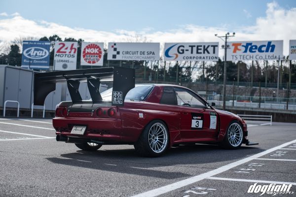 Nissan Skyline R32,Voitures de course,pistes de course,Voitures japonaises,Japon,Voitures rouges