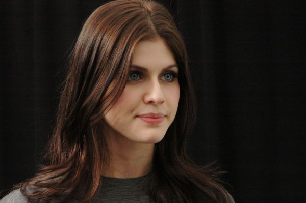 Alexandra Daddario,atriz,mulheres