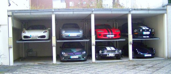 Berlin,Ford,bil,mercedes,edderkop,Garage