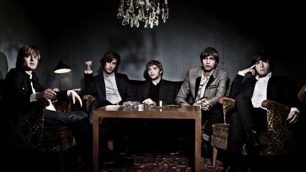 table,armchairs,band,mando diao,chandelier