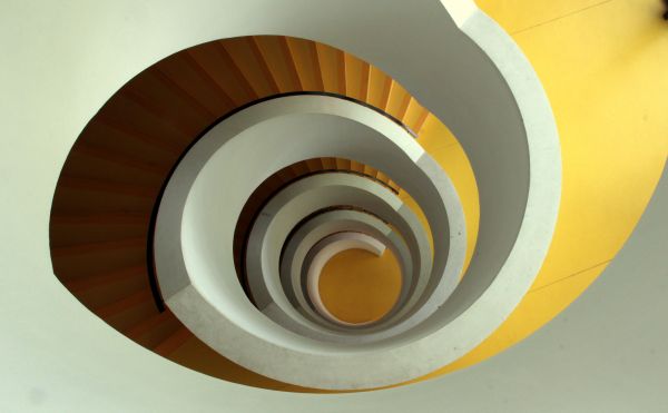 yellow,jaune,urban,France,color,stairs