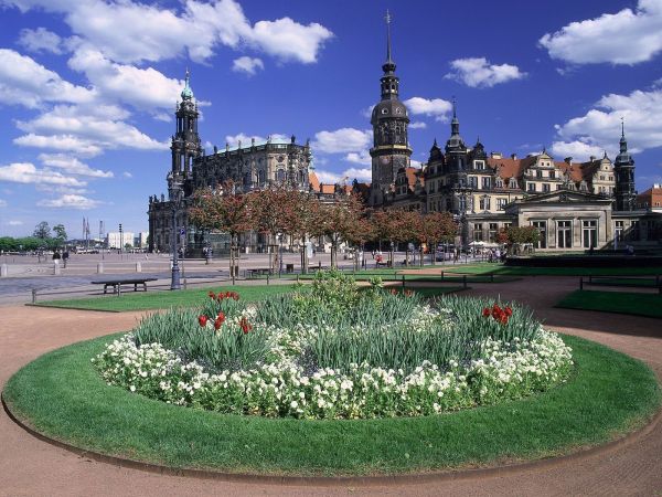 Stadt,Stadtbild,die Architektur,Skyline,Garten,Park