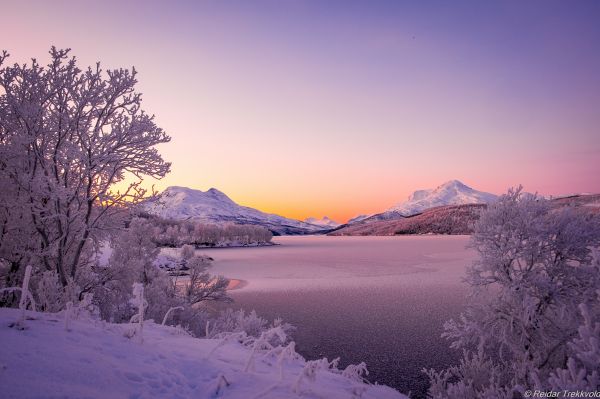 paysage,le coucher du soleil,colline,Lac,la nature,réflexion