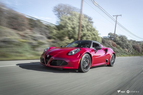 Malibu,Alfaromeo,4C,ted7,automotivephotography,panningshot