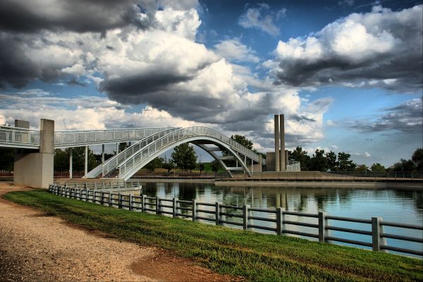 ciel,eau,réflexion,herbe,pont,rivière