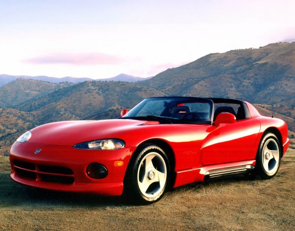 macchine rosse,auto sportiva,Schivare,Dodge Viper,auto americane,Stellantis