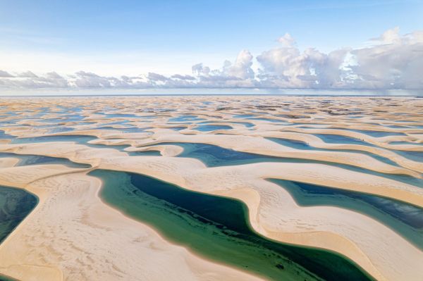 Бразилия,Parque Nacional dos Len is Maranhenses,дюни,пейзаж,езеро,природа