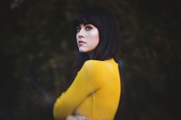 women,model,portrait,brunette,nose rings,looking away