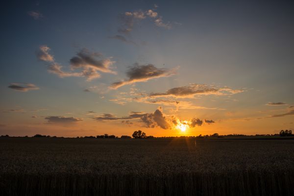 Солнечный лучик, пейзаж, закат солнца, природа, небо, Размышления