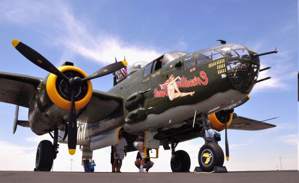 vliegtuig,vliegtuig,militaire vliegtuigen,Tweede Wereldoorlog,Boeing B 17 Flying Fortress,propeller