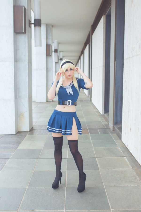 Kayla Erin,ブロンド,コスプレ,ベビードール,不意打ち,ヘアバンド