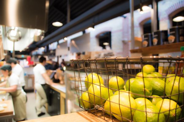 comida,diseño de interiores,gente,restaurante,Suecia,Lima