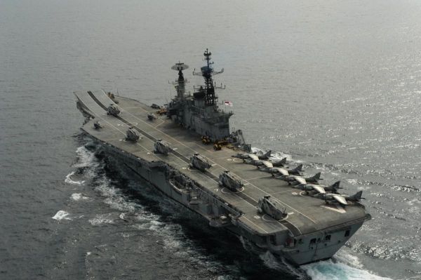 kapal,kendaraan,kapal penempur,kapal induk,INS Viraat,Angkatan Laut India