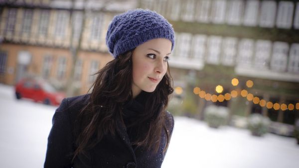 women outdoors,women,model,portrait,brunette,hat