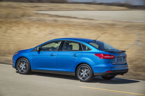 coche,vehículo,Vado,2015,Ford Focus,Sedán