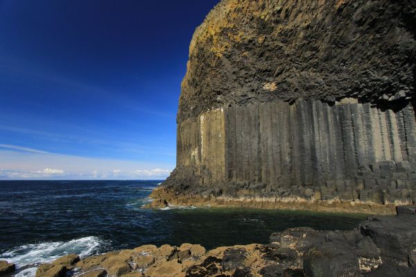 vand,himmel,Sky,Natural landscape,coastal and oceanic landforms,grundfjeld